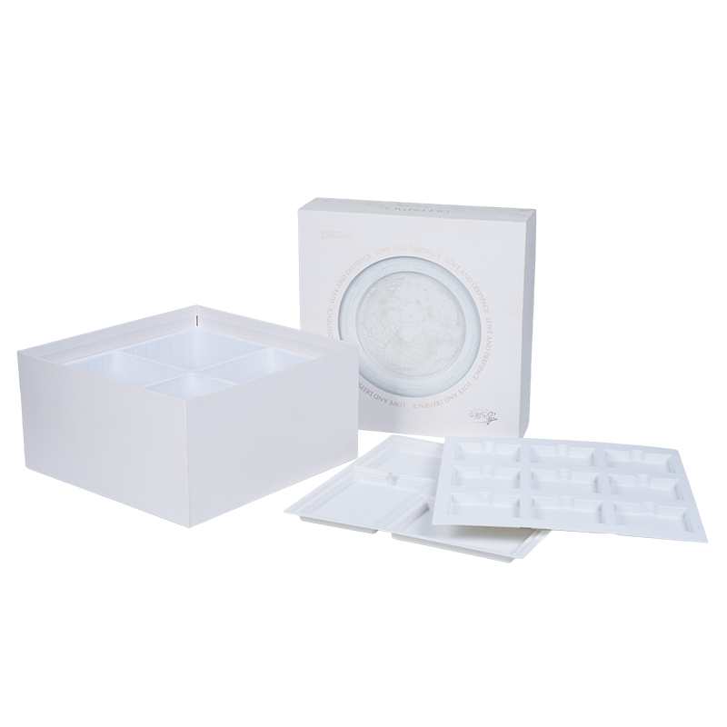 جعبه موسیقی چرخان به شکل کتاب سخت با تم تعطیلات